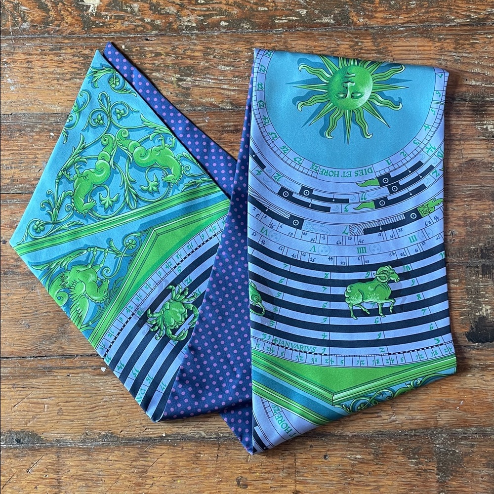 Hermès Silk Maxi Twilly Cut Scarf Astrology Zodiac Pois (Dies et Hore) 2016